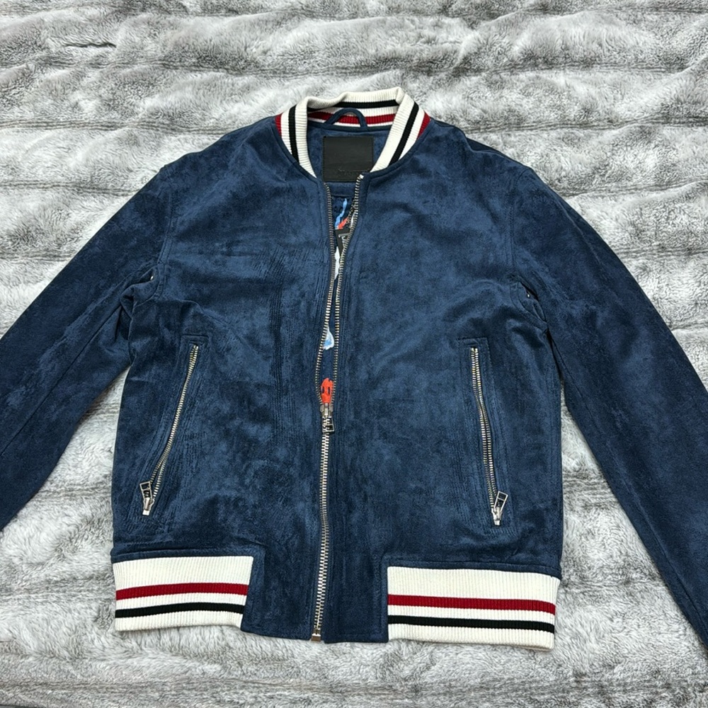Gorgeous men’s small suede like jacket.